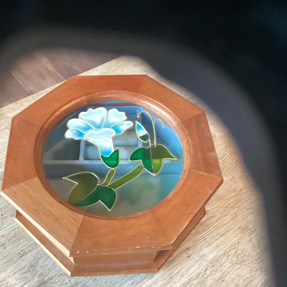 Mele 6.5" Octagonal Wood Jewelry Box Painted Blue Flower Glass Lid & Felt Lining